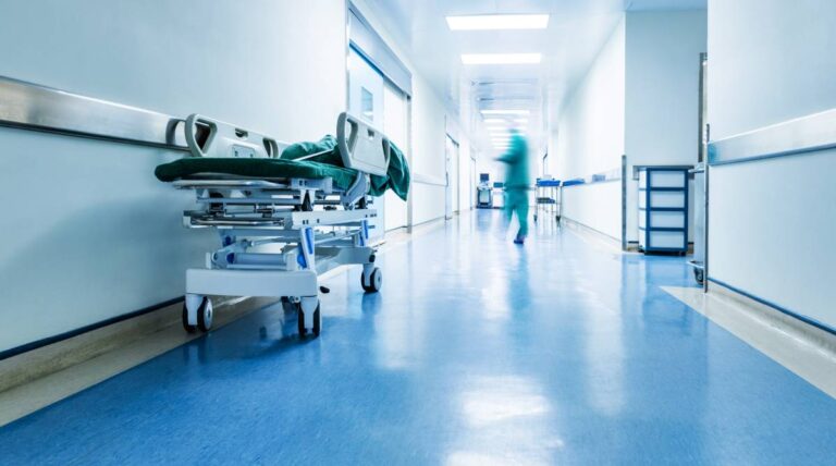 Αλεξανδρούπολη: Νεκρό μεταφέρθηκε 3χρονο αγοράκι στο νοσοκομείο – Ήταν υποσιτισμένο