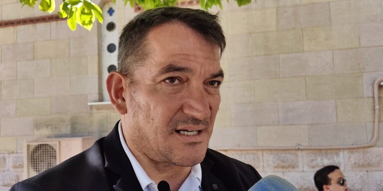 Ο Πύρρος οι μεταγραφές, τα φάουλ και η σταυροδοσία