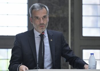 Τα 30 εκατομμύρια ευρώ, οι τρεις φιγούρες από το παρελθόν και ο Κωστάκης ο Ζέρβας 