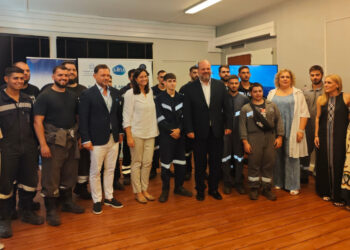 Κεραμέως: Νέες προσλήψεις στα ναυπηγεία Ελευσίνας μέσω συνεργασίας ONEX–ΔΥΠΑ