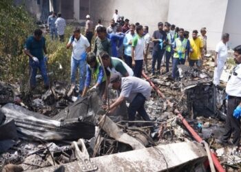 Air India: «Απέχει πολύ από το να ολοκληρωθεί» η έρευνα για τα αίτια της συντριβής του Boeing