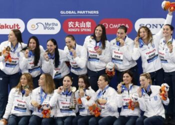 Πόλο γυναικών: Η απονομή του χρυσού και τα δάκρυα στην ανάκρουση του Εθνικού Ύμνου