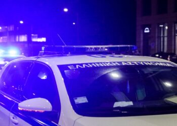 Λεωφόρος Αθηνών – Σουνίου: Πυροβολισμοί και τραυματίες έξω από beach bar τα ξημερώματα