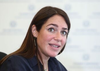 Πανικός στο Μαξίμου: Η ανάρτηση που εξαφάνισε η Δόμνα Μιχαηλίδου