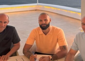 Για πάντα στο λιμάνι ο Φουρνιέ!