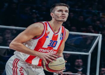 Στην Ντουμπάι BC ο Πετρούσεβ