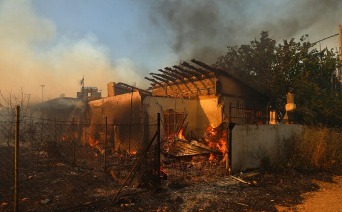 Τα αποτελέσματα των αυτοψιών από τις φωτιές σε Κρυονέρι, Μεσσηνία, Χανιά και Κύθηρα