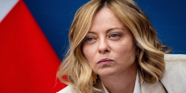 Η ακροδεξιά «έκλεψε» τα Χριστούγεννα: Πώς ενδύθηκε υπερασπιστής του Χριστιανισμού