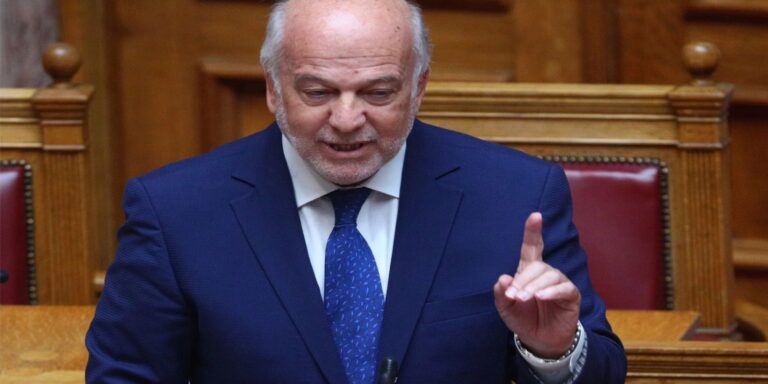 Βουλή: Την αποπομπή του υπ. Δικαιοσύνης Γιώργου Φλωρίδη ζήτησε η αντιπολίτευση