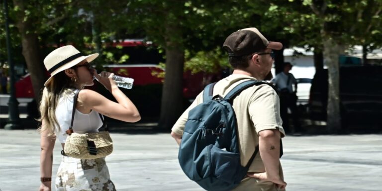 Νέος καύσωνας προ των πυλών – Έως 44 βαθμούς ο υδράργυρος – Προειδοποιούν οι μετεωρολόγοι