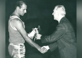 Κοντοβουνήσιος