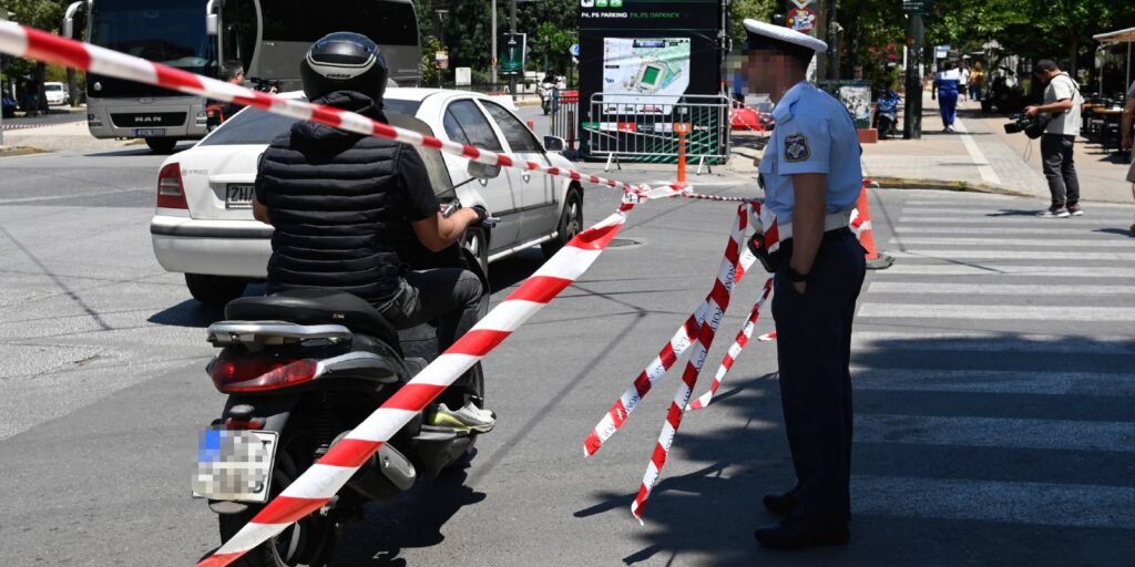 Λεωφόρος Αχαρνών: Σύγκρουση λεωφορείου με ΙΧ – Διακοπή κυκλοφορίας
