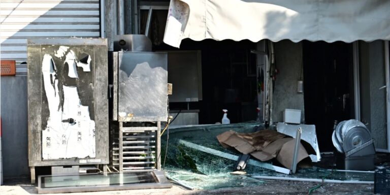 Μαρούσι: Δύο τραυματίες μετά από έκρηξη σε εστιατόριο – «Άκουσα έναν τρομακτικό θόρυβο»