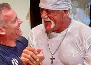 Χαλκ Χόγκαν: Τα social media αποχαιρετούν τον θρύλο του WWE που βαφτίστηκε Χριστιανός στα 70 του