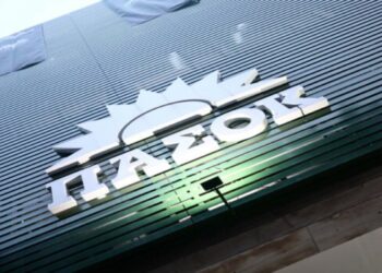 ΠΑΣΟΚ: Τροπολογία – παρέμβαση για τις τραπεζικές χρεώσεις και την προστασία των καταναλωτών