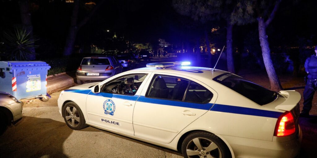 Τρόμος στη Θεσσαλονίκη: Κακοποιοί ακινητοποίησαν 26χρονη μέσα στο σπίτι της – Την έσωσαν οι αστυνομικοί