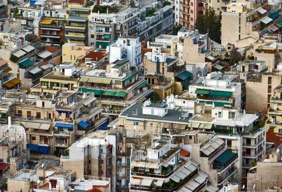 Εξοικονόμηση ενέργειας: Τι υποχρεούνται να χρημαδοτούν για την ενεργειακή αναβάθμιση των σπιτιών μας οι εταιρείες