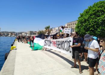 Σύρος: «Μπλόκο» σε κρουαζιερόπλοιο που μετέφερε τουρίστες από το Ισραήλ