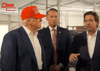 Ντόναλντ Τραμπ