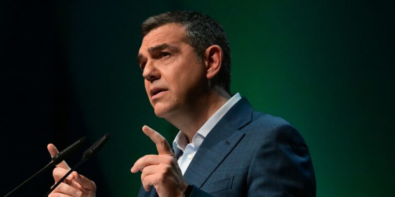 Τσίπρας για απαγωγή Μπασέλ Άντρα: «Ως Έλληνες, μας ντροπιάζει διπλά η στάση του κ. Μητσοτάκη, που μιλάει για “τη σωστή πλευρά της ιστορίας”»