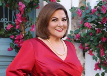 Βίκυ Σταυροπούλου: «Διεκδικώ χρήματα στις δουλειές μου, αλλά δεν τα φυλάω»