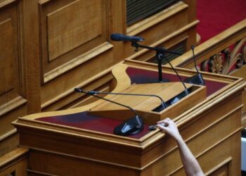 Διαζύγιο – «βόμβα»: Ποιος πολιτικός αρχηγός χωρίζει;