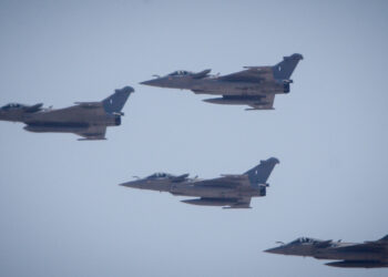 Τανάγρα: Σύλληψη Κινέζων για φωτογράφιση μαχητικών Rafale