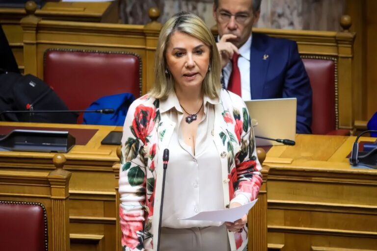 Ζ. Μακρή σε Αχ. Μπέο: Βοσκοπούλα είμαι, επιδότηση από τον ΟΠΕΚΕΠΕ ούτε ζήτησα, ούτε πήρα