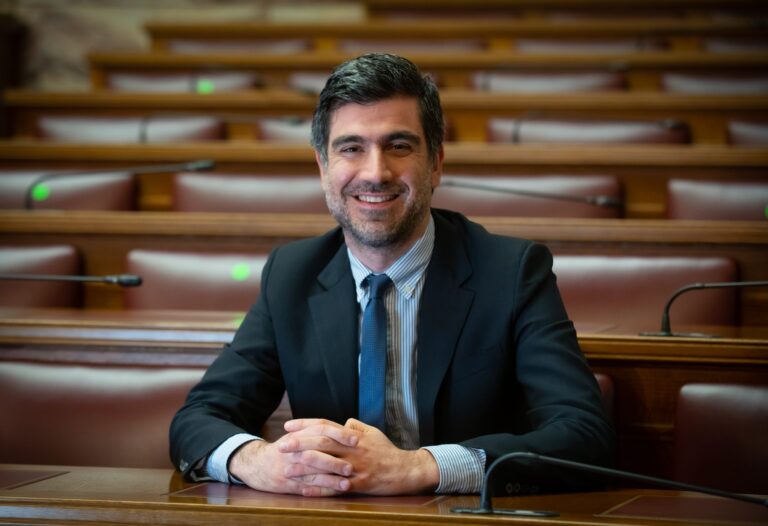 Ο Γκλαβίνας φαβορί για την Β’ Θεσσαλονίκης και τα παρασκήνια των υποψηφιοτήτων στη Βόρεια Ελλάδα