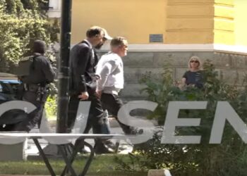 Οι πρώτες εικόνες του Μολδαβού ολιγάρχη με χειροπέδες – Πού θα εκδοθεί τελικά ο Πλαχότνιουκ;