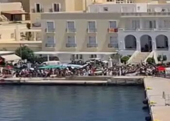 Ρόδος: Ισραηλινοί καταγγέλλουν ότι τους προπηλάκισαν φιλοπαλαιστίνιοι έξω από κλαμπ του νησιού