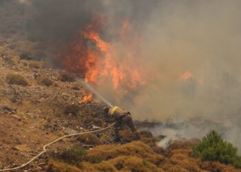 Χίος: Χωρίς ρεύμα για πολλές ημέρες τα χωριά της Αμανής