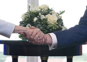 Δασμοί: Οι Βρυξέλλες αναστέλλουν τα αντίμετρα μετά την εμπορική συμφωνία με Τραμπ