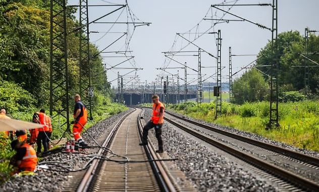 Γερμανία: Νέα εμπρηστική επίθεση στη σιδηροδρομική γραμμή Ντίσελντορφ – Ντούισμπουργκ