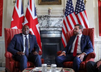 Ουκρανία: Διπλωματικός μαραθώνιος ενόψει της συνάντησης Τραμπ με Πούτιν