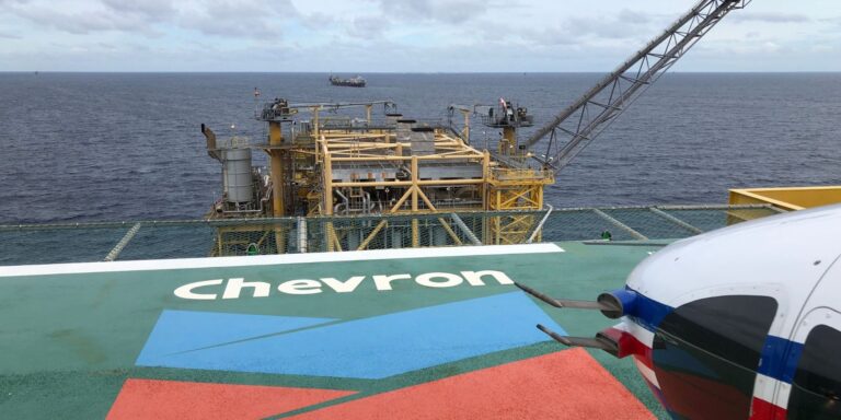 Chevron – Helleniq Energy:  Κατατέθηκε η προσφορά για υδρογονάθρακες νότια της Κρήτης