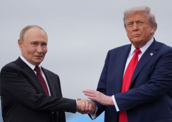 Τραμπ και Πούτιν στην Αλάσκα