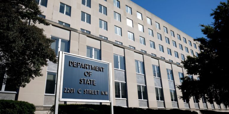 Στέιτ Ντιπάρτμεντ: Η Βενεζουέλα άρχισε να αποφυλακίζει Αμερικανούς