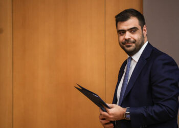 Μαρινάκης: Δεν στέλνουμε ειρηνευτικά στρατεύματα στην Ουκρανία