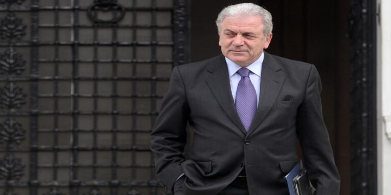 Το «αντάρτικο» του Αβραμόπουλου – Δηλώσεις φωτιά για την ποιότητα της Δημοκρατίας στην Ελλάδα