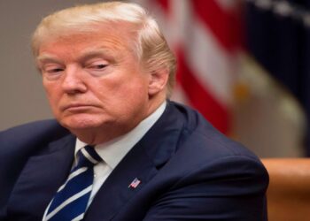 Τραμπ: «Θα πάρουμε τον έλεγχο της Ουάσινγκτον αν οι αρχές δεν πατάξουν την εγκληματικότητα ανηλίκων»