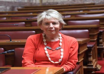 H Ακρίτα χωρίζει τον ΣΥΡΙΖΑ σε δυο στρατόπεδα