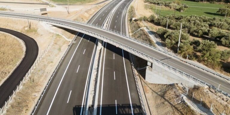Παραδίδονται σήμερα στην κυκλοφορία 65 χλμ του αυτοκινητόδρομου Πάτρα – Πύργος