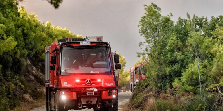 Φωτιά τώρα στην Κορινθία: Καίει ανάμεσα σε Άσσο και Λέχαιο