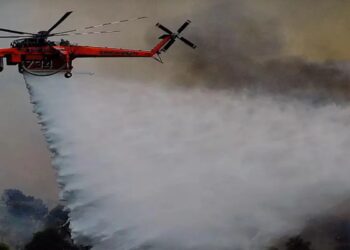 Φωτιά στη Χίο: Στην περιοχή Χάλανδρα – Μήνυμα από το 112