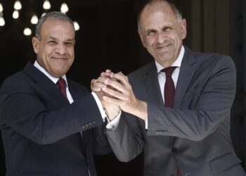 Συμφωνία για τη Μονή Σινά προανήγγειλε ο Αιγύπτιος υπουργός Εξωτερικών – Ο Γεραπετρίτης πάντως έμεινε…στην ΑΟΖ (βίντεο)