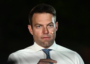 Κασσελάκης - Κασσελάκη