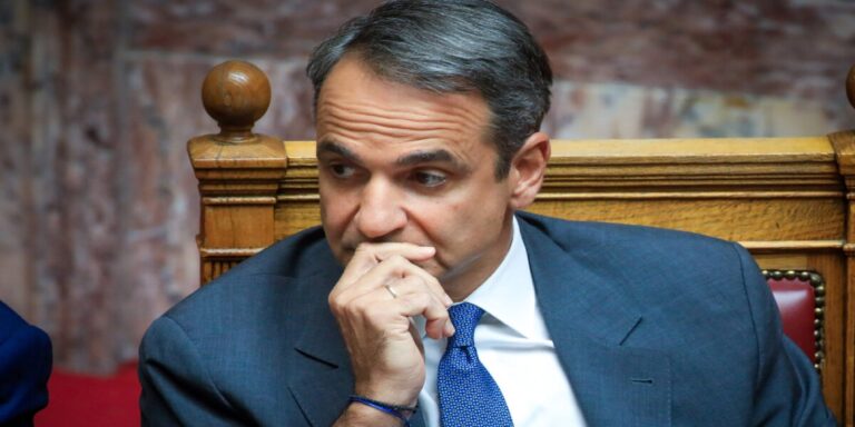 Η μοναξιά του πρωθυπουργού και το new game in town