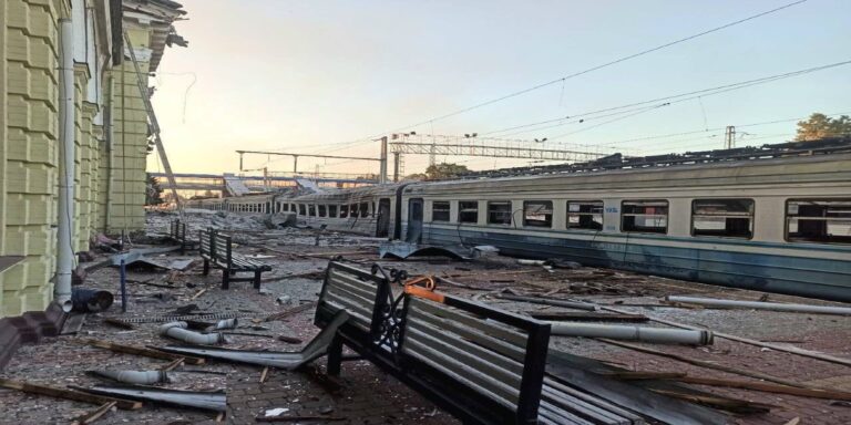 Πόλεμος στην Ουκρανία: Νυχτερινή επιδρομή της Ρωσίας στο Χάρκοβο