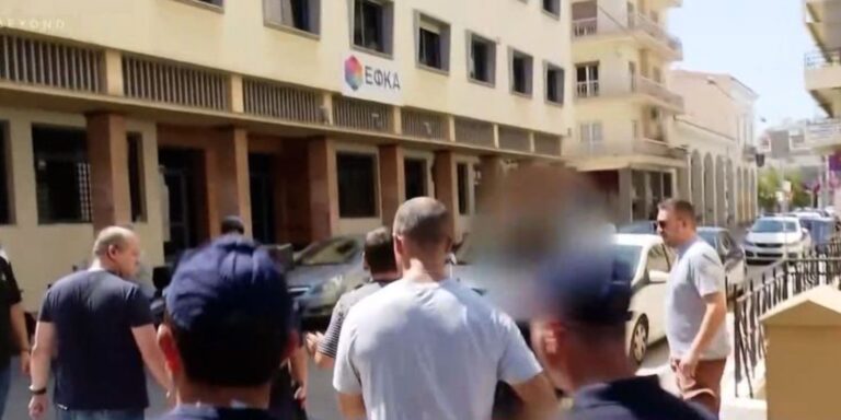 Φωτιά στην Πάτρα: Νέο πόρισμα της Πυροσβεστικής επιβεβαιώνει την άδικη προφυλάκιση των δύο εθελοντών